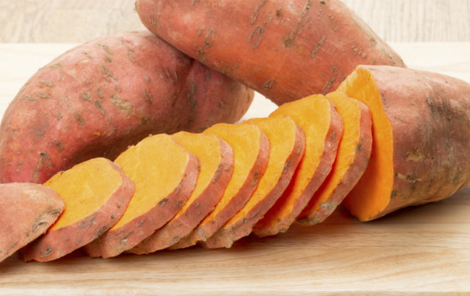 Ăn khoai cung cấp chất xơ, vitamin cho cơ thể. Ăn khoai cung cấp chất xơ, vitamin cho cơ thể.