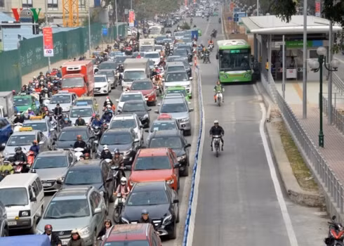 ha noi se cam xe may tren duong le van luong nguyen trai hinh 3