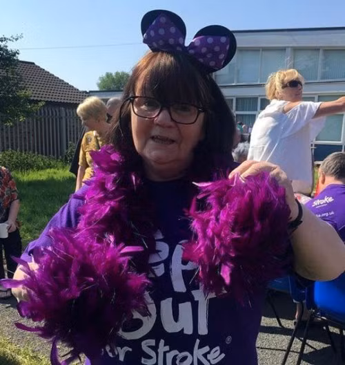 Anh quốc: Sau khi đột quỵ, người phụ nữ bỗng nói giọng Nga - Ảnh 2 Anh quốc: Sau khi đột quỵ, người phụ nữ bỗng nói giọng Nga - Ảnh 2