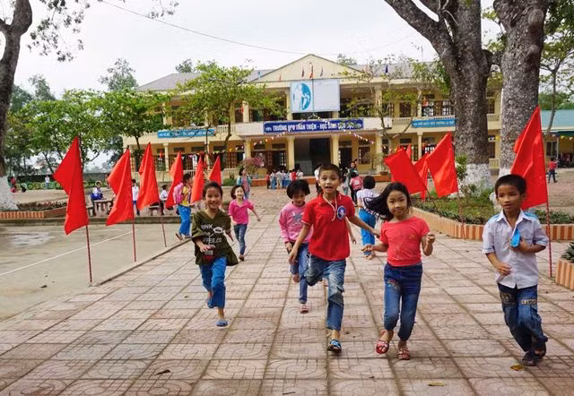 Tieu hoc Hop Thanh.jpg