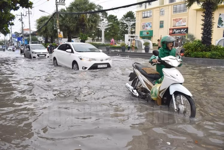 Đoạn đường qua địa phận Hiệp Bình Chánh, quận Thủ Đức bị ngập nặng mỗi khi có mưa lớn.