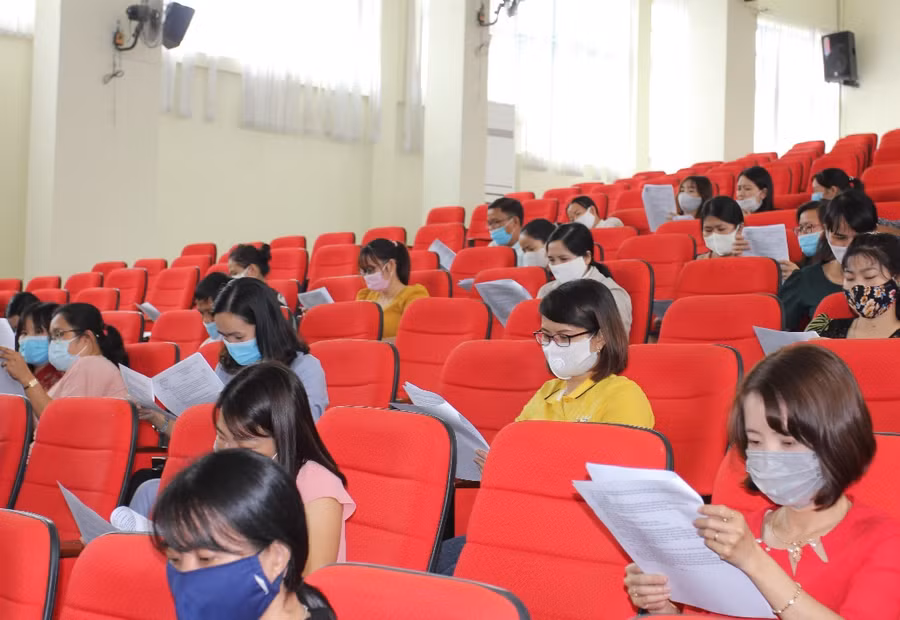 Các bộ chấm thi nghiên cứa đáp án, biểu điểm môn thi tự luận