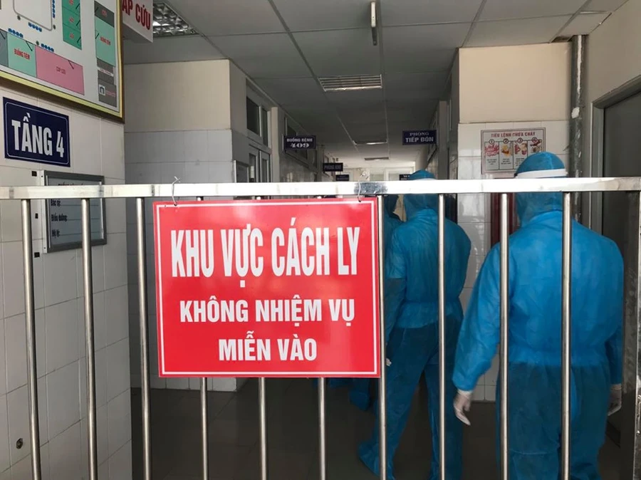 Hiện trên cả nước, tổng số người tiếp xúc gần và nhập cảnh từ vùng dịch đang được theo dõi sức khỏe (cách ly) là 77.380 trường hợp.