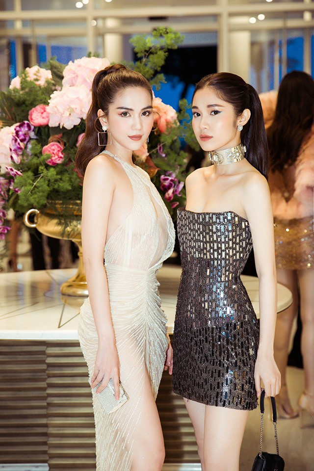 Ngọc Trinh đọ nhan sắc với Quỳnh Hương trước ống kính.