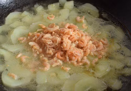 Mùa hè nấu món canh thanh mát này đảm bảo cả nhà khen ngon-1