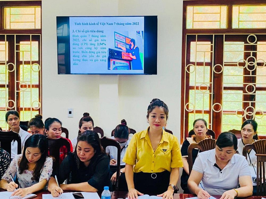 Hội nghị được tổ chức bằng hình thức trực tiếp kết hợp trực tuyến tại 54 điểm cầu với 1815 cán bộ, giáo viên, nhân viên tham dự