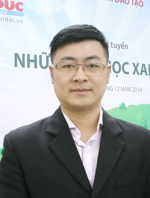 Thầy Trần Mạnh Cường trong chương trình giao lưu trực tuyến tại Báo GD&TĐ.