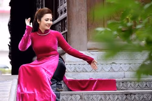 NSƯT Diệu Hương