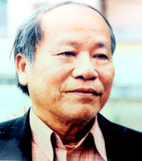 Tác giả Trần Nhuận Minh. Tác giả Trần Nhuận Minh.