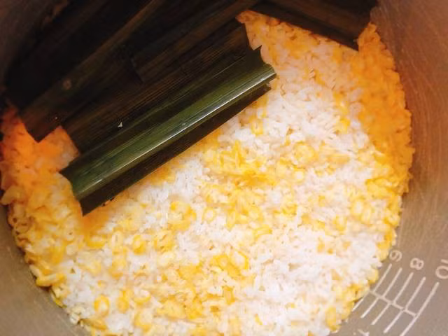 Có cách nấu cơm ngon lạ vô cùng mà cực kỳ đơn giản, bạn nhất định phải thử ngay! - Ảnh 3.