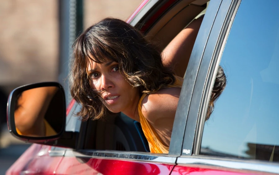 Halle Berry đã cống hiến hết mình cho vai diễn Karla Dyson, thậm chí một mình gánh vác toàn bộ "Kidnap".