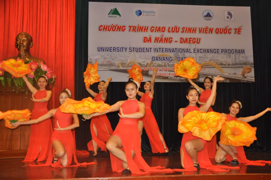 Chương trình giao lưu sinh viên quốc tế Daegu-Đà Nẵng diễn ra trong 3 ngày với nhiều hoạt động sôi nổi, bổ ích.