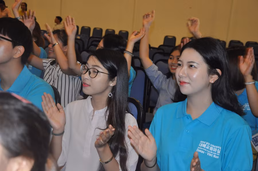 Sôi động chương trình giao lưu sinh viên quốc tế Daegu-Đà Nẵng