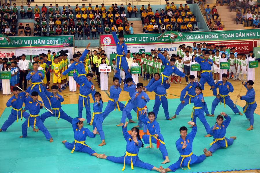 Màn biểu diễn võ thuật trong lễ khai mạc