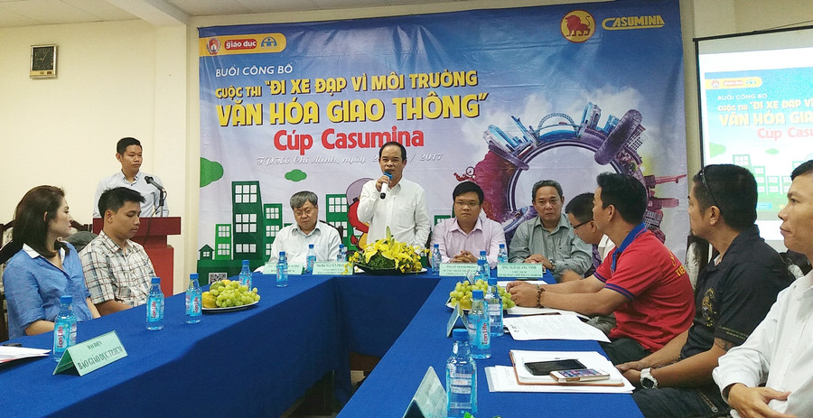 Ông Nguyễn Thanh Tú- Tổng biên tập Báo Giáo dục TPHCM giới thiệu về cuộc thi Ông Nguyễn Thanh Tú- Tổng biên tập Báo Giáo dục TPHCM giới thiệu về cuộc thi