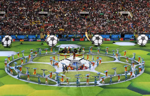 chum anh: khong khi hoanh trang trong le khai mac world cup 2018 hinh anh 2