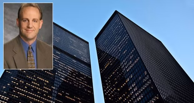 Garry Hoy tử nạn tại tòa cao ốc văn phòng danh tiếng