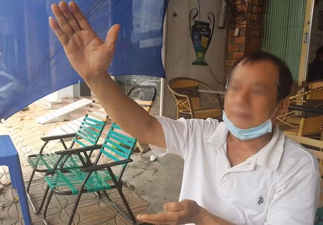 Người đàn ông ở Cần Thơ từng bị nhóm người giả lực lượng công an, viện kiểm sát gửi lệnh bắt giữ (giả) yêu cầu chuyển 2 tỷ đồng để xác minh. Ảnh: Minh Anh.