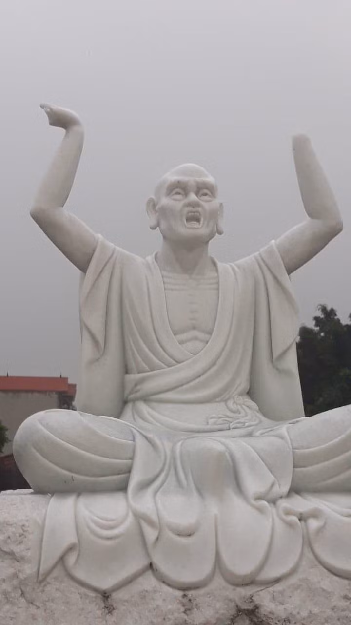 16 pho tượng quý tại chùa Khánh Long bị phá hoại