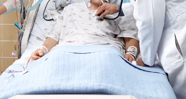 Thức dậy sau hôn mê, người đàn ông Scotland chỉ có thể nói tiếng Malaysia - 1