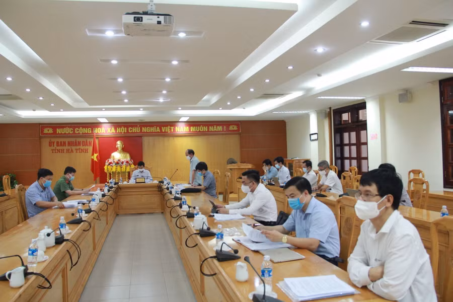 Cuộc họp triển khai nội dung chuẩn bị cho Kỳ thi tốt nghiệp THPT diễn ra theo đúng quy định.