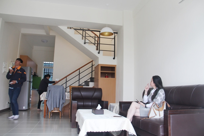 Nhà 2 tầng, 3 phòng với tiện nghi đầy đủ