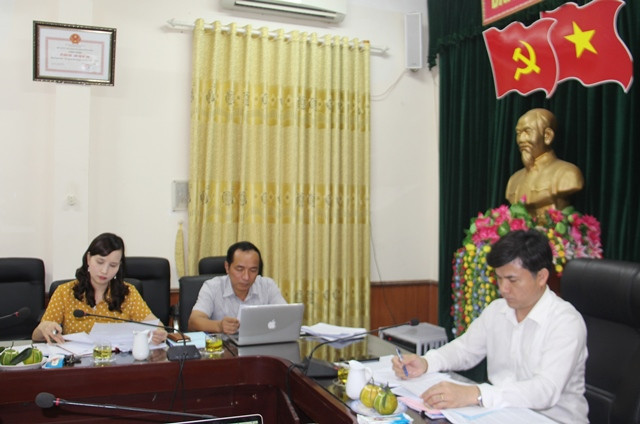 Đoàn làm việc vào chiều 24/10 tại Sở GD&ĐT Hà Tĩnh