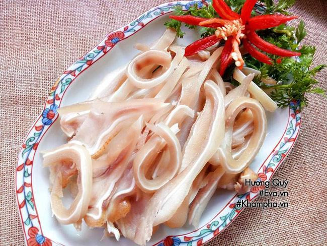 Cách làm nộm hoa chuối tai heo giòn ngon, tươi mát cả nhà đều mê ảnh 2 cach lam nom hoa chuoi tai heo gion ngon, tuoi mat ca nha deu me - 2