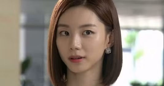 ban khoan vi thai do la cua vo sau moi lan di lam toc hinh anh 1