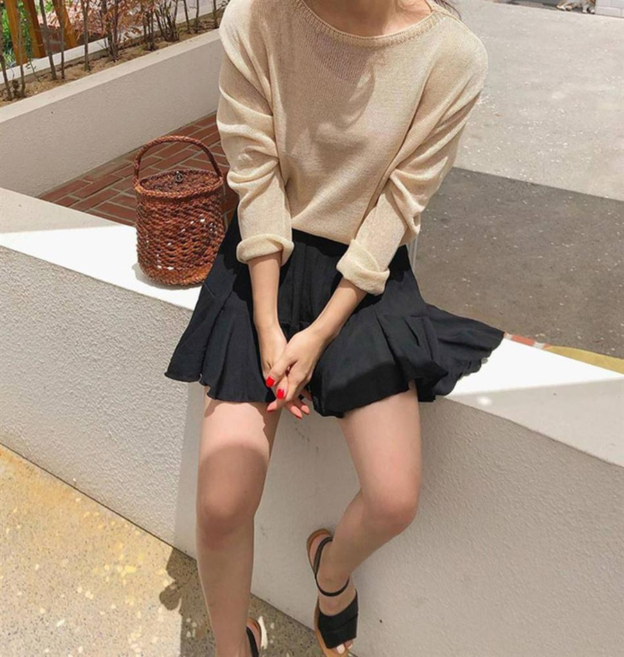 Chỉ cần 4 kiểu áo len này, các cô nàng thỏa sức diện đẹp trong mùa lạnh ảnh 6 Có đến 4 kiểu áo len để các cô nàng xoay tua” diện đẹp trong mùa lạnh, nếu không biết quả là phí của giời-5