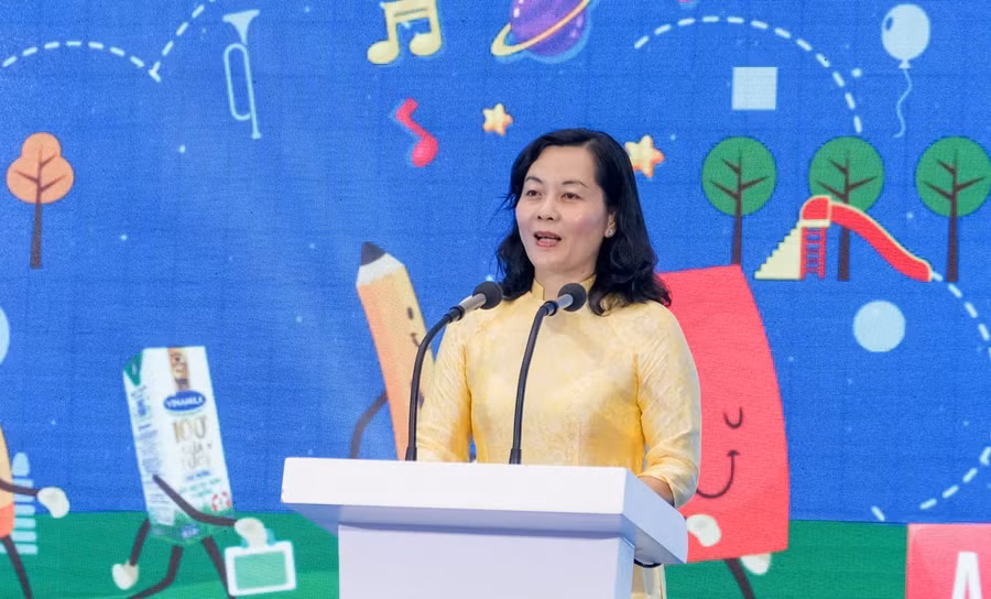 Bà Trương Thanh Nhuận, Giám đốc Sở GD&ĐT Vĩnh Long