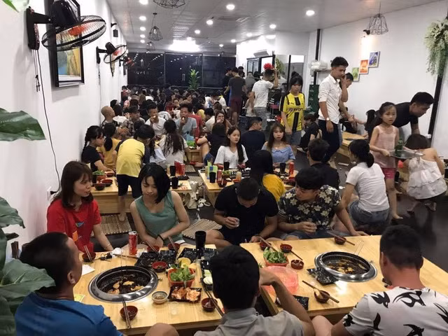 Hàng loạt nhà hàng đóng cửa, cho nhân viên nghỉ vì dịch cúm corona