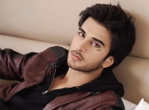 5 nốt ruồi trên mặt đàn ông là khắc tinh của vợ ảnh 1