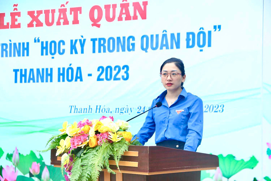 Bà Phùng Tố Linh - Phó Bí thư Tỉnh đoàn Thanh Hóa phát biểu. Bà Phùng Tố Linh - Phó Bí thư Tỉnh đoàn Thanh Hóa phát biểu.