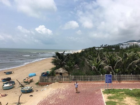 Dân bức xúc vì dự án BĐS bỏ hoang “chiếm” lối xuống biển Long Hải ảnh 9