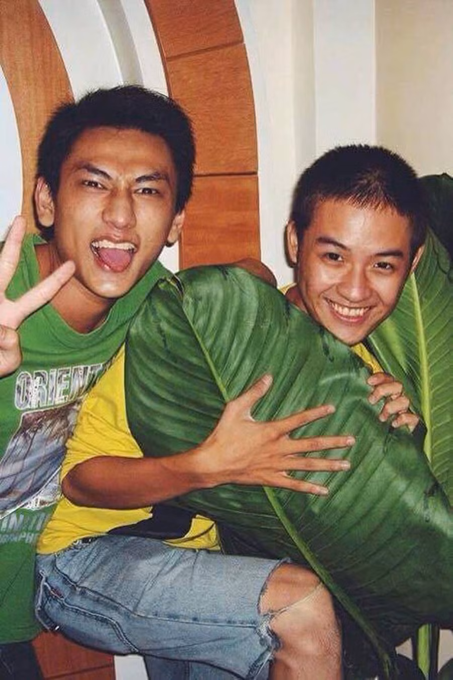 Loạt ảnh hiếm cùng kỷ niệm khó quên thời đi học của sao Việt: Người nhét cả viên phấn vào mũi, kẻ đốt pháo nhà vệ sinh nam-6