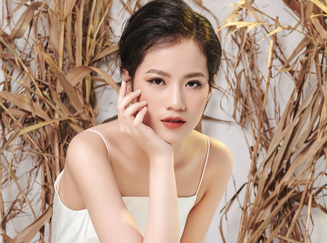 Nhan sắc hút hồn của nữ người mẫu khuyết tay ảnh 4 Nhan sắc hút hồn của nữ người mẫu khuyết tay4