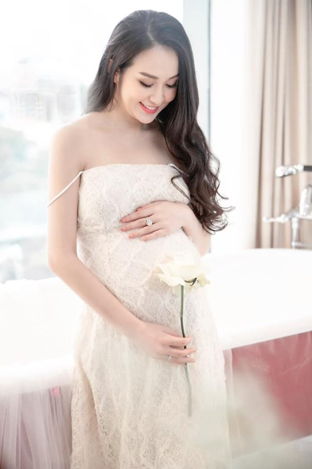 Bà xã Tuấn Hưng tâm sự về vất vả khi 5 năm mổ đẻ 3 lần ảnh 5 Bà xã Tuấn Hưng tâm sự về vất vả khi 5 năm mổ đẻ 3 lần ảnh 5