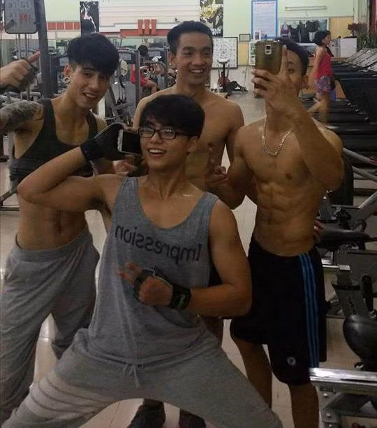 Em Son Tung M-TP dang anh selfie, dan mang khen dep trai hon ca anh hinh anh 8 