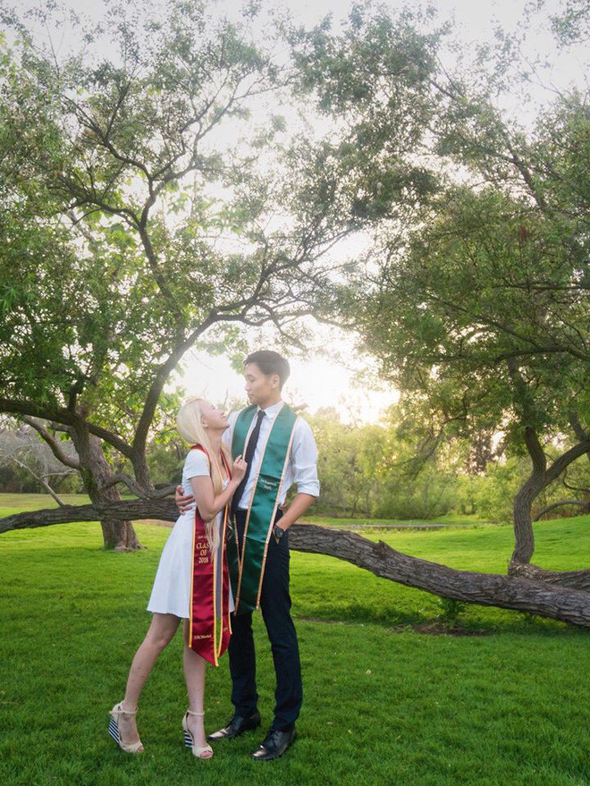 Chân dung bạn trai Việt Kiều kém tuổi của 