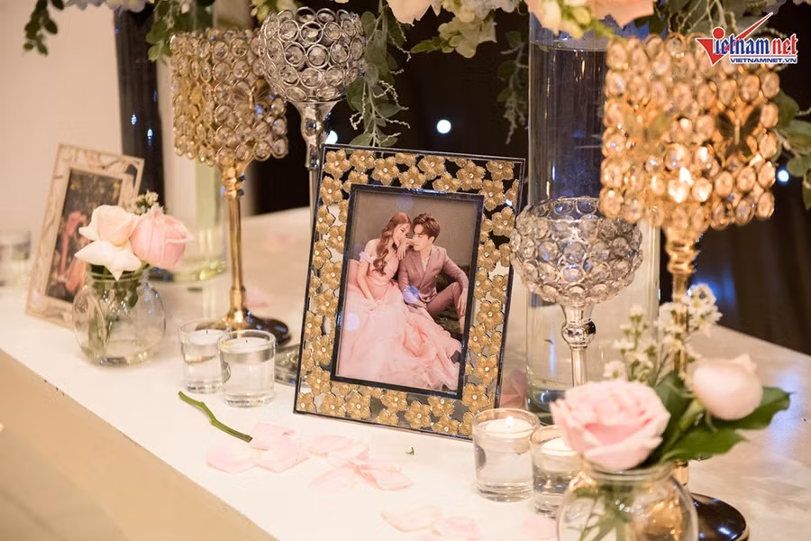 Thu Thủy bật khóc vì câu nói của chồng kém 10 tuổi trong lễ cưới