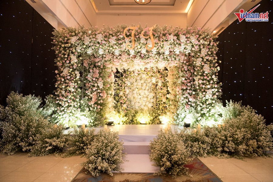 Thu Thủy bật khóc vì câu nói của chồng kém 10 tuổi trong lễ cưới ảnh 15 Thu Thủy bật khóc vì câu nói của chồng kém 10 tuổi trong lễ cưới