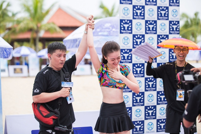 Giấy phút vui vẻ vì phần thi tổ chức ngoài trời nên rất sôi động.