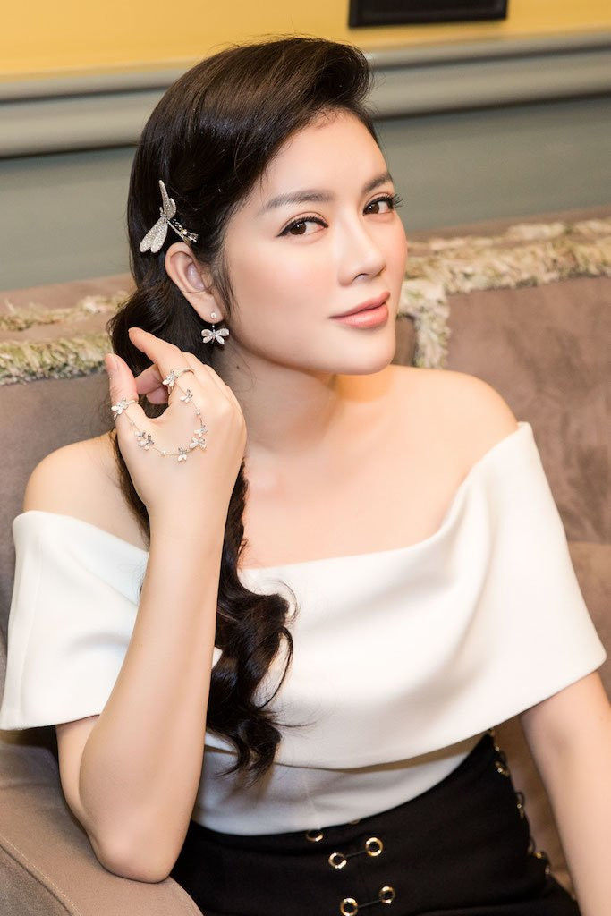 tap tanh &#34;cua sung lam nghe&#34; bang toc mai mua, ly nha ky du tre nhung kem sang bat ngo! - 11