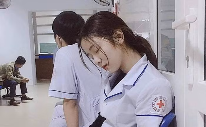 Những cô gái Việt lên báo nước ngoài nhờ màn dậy thì thành công ảnh 5 Những cô gái Việt lên báo nước ngoài nhờ màn dậy thì thành công ảnh 5