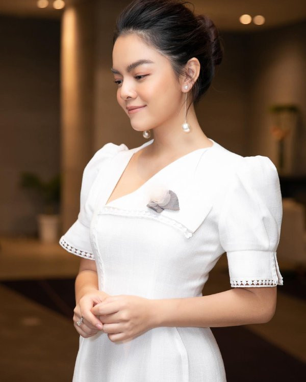 1 nam sau ly hon, pham quynh anh gay sot voi nhan sac tre trung khi de mat moc - 8