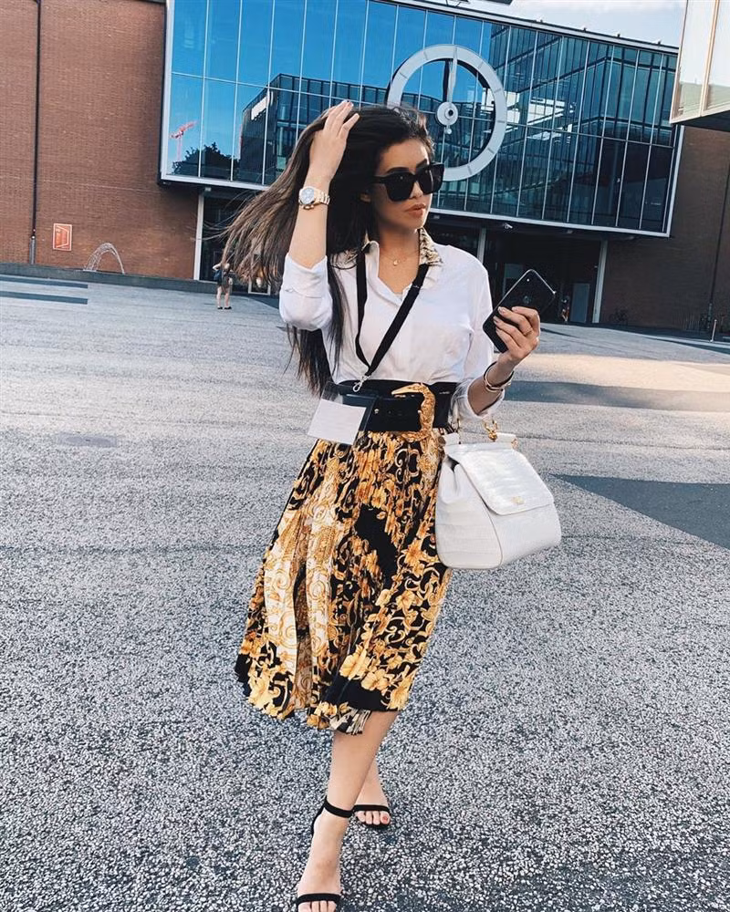 Rich kid phải như em chồng Hà Tăng: Mang 16 vali cho một chuyến đi chơi, khoe ảnh sống ảo khắp châu Âu-3