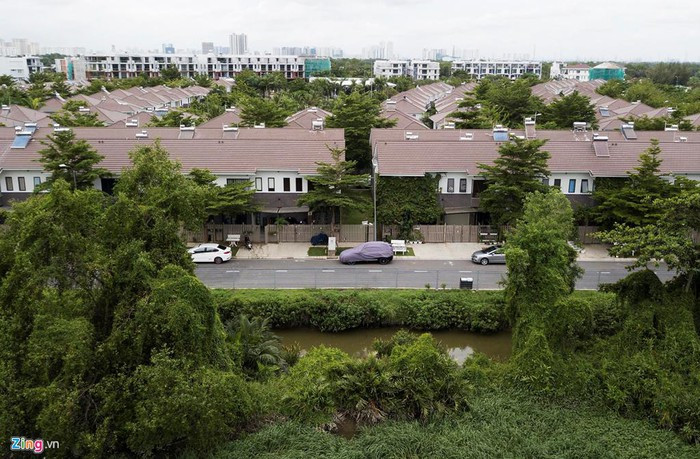 Cận cảnh khu biệt thự, nơi ca sĩ Nhật Kim Anh bị trộm hơn 5 tỷ đồng ảnh 10 Cận cảnh khu biệt thự, nơi ca sĩ Nhật Kim Anh bị trộm hơn 5 tỷ đồng ảnh 10