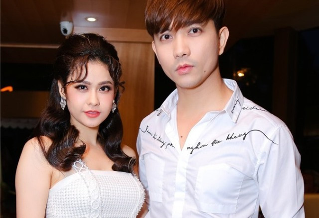 1 giờ sáng, Tim đăng status lạ rồi vội vàng xóa đi, Trương Quỳnh Anh bị gọi tên