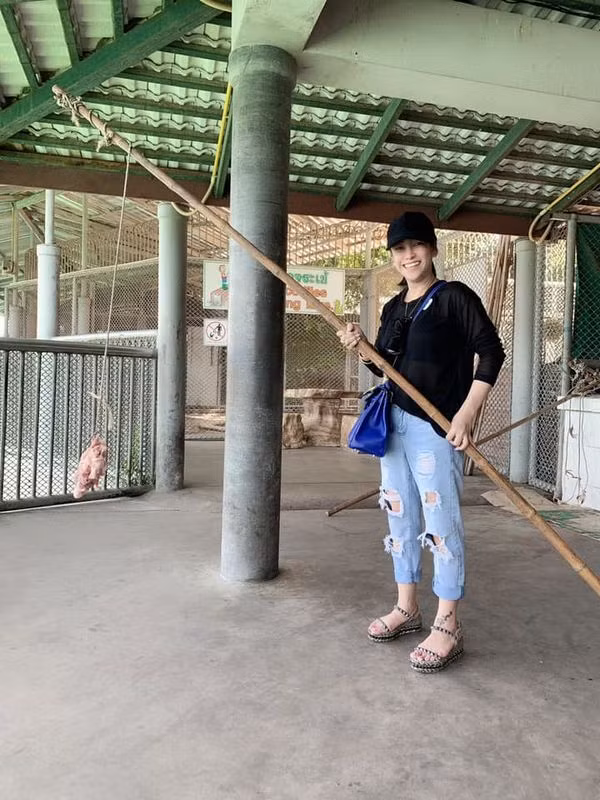 Trong lúc Minh Nhựa đang say đắm với vợ 2, thì người vợ đầu (cũng là mẹ ruột của cô con gái Rich Kid) đang làm gì? ảnh 7